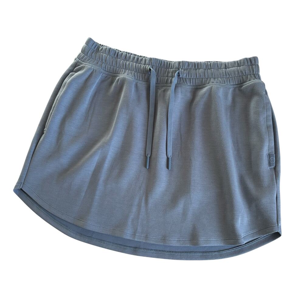 Gilly Hicks Blue Gray 4 Way Stretch Drawstring Waist Athleisure Skirt Medium NWT